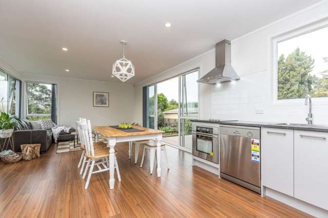 99 College Road Northcote_3