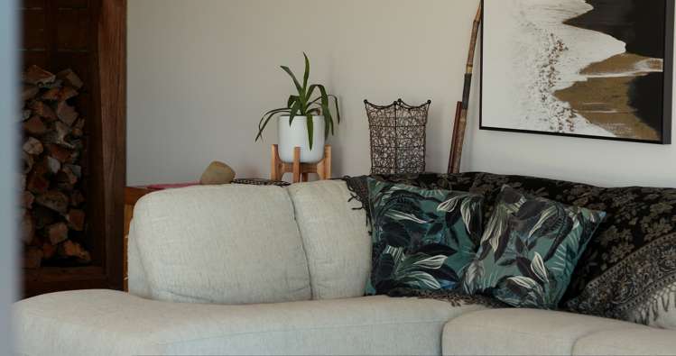 77 Tihaka Beach Road Riverton & Surrounds_20