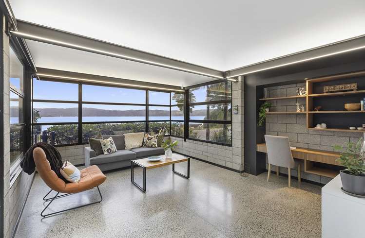 377A Karaka Bay Road_5