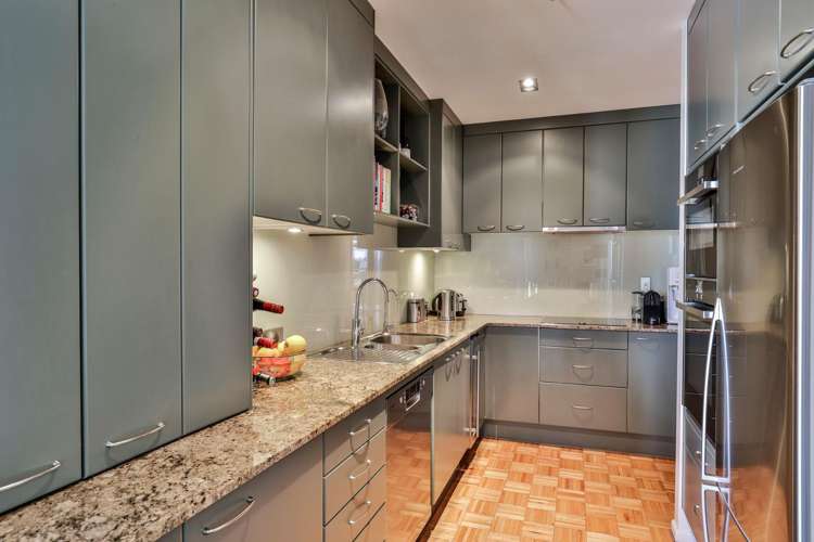 6D/8 Howe Street Freemans Bay_2