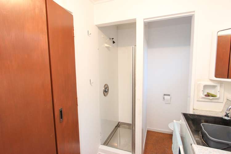 167 Queens Drive Richmond_14