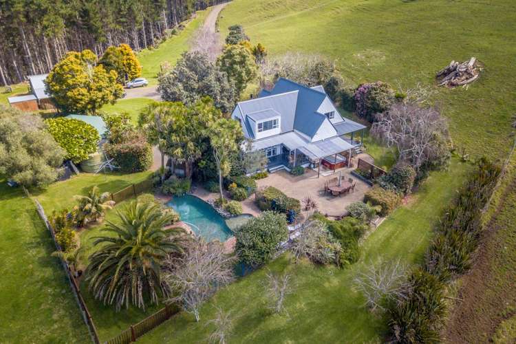 96 Hatton Road Awhitu_0