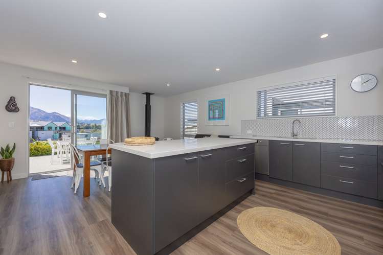 13 Rocklands Court Wanaka_8