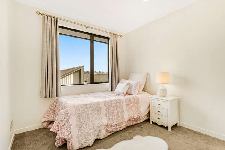 72 Te Oneroa Way Long Bay_15