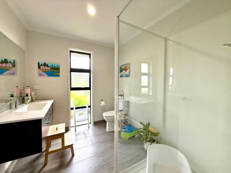 669A Te Hutewai Road Raglan_28