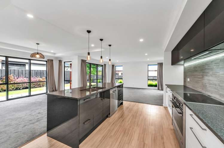 29 Irvines Track Halswell_5