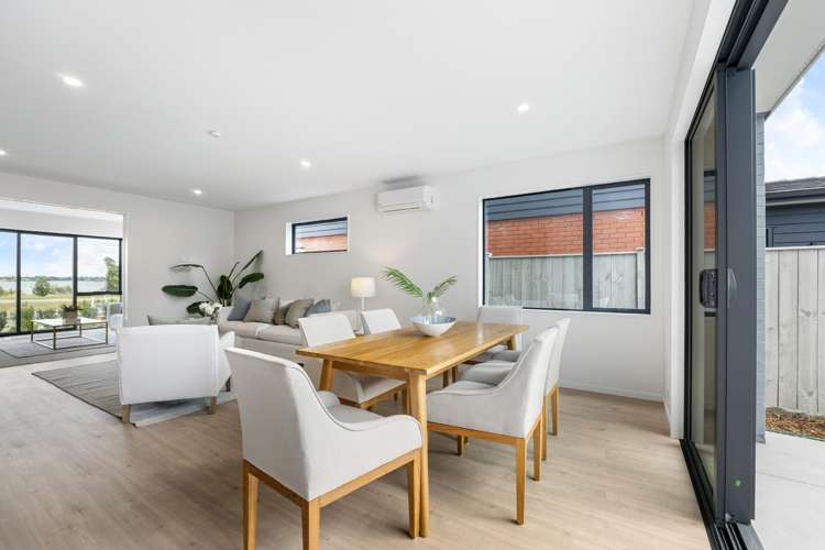 121 Waituarua Drive Conifer Grove_10