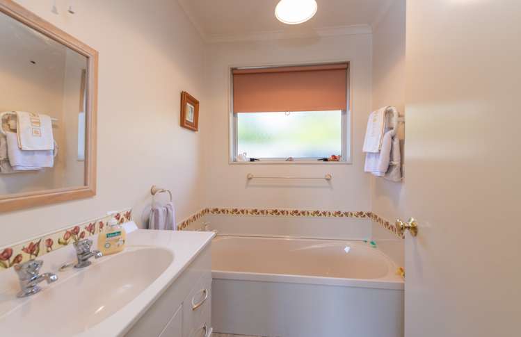 26 Win Place Richmond_10