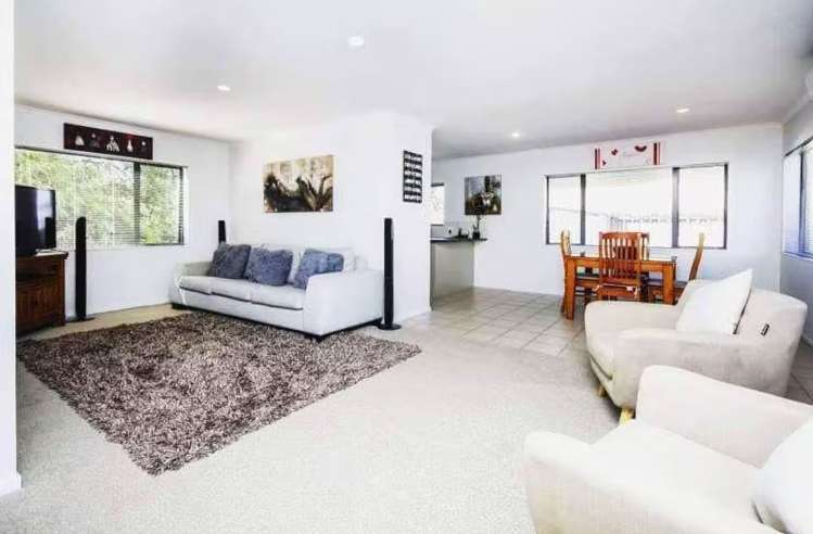 15 Ali Place Ranui_2