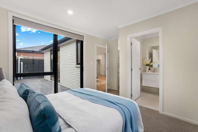 23 Scenic Rise Rototuna North_12