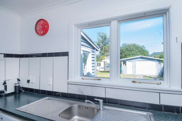 13 Dickson St Kaiti_7