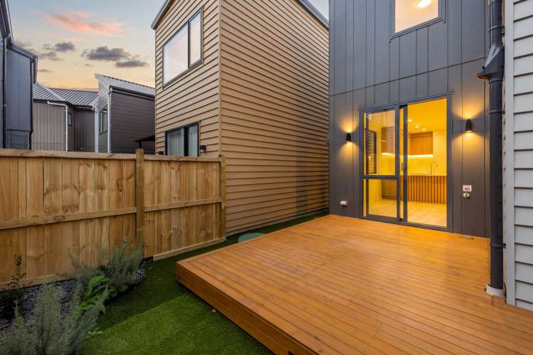 102B Te Oneroa Way Long Bay_14