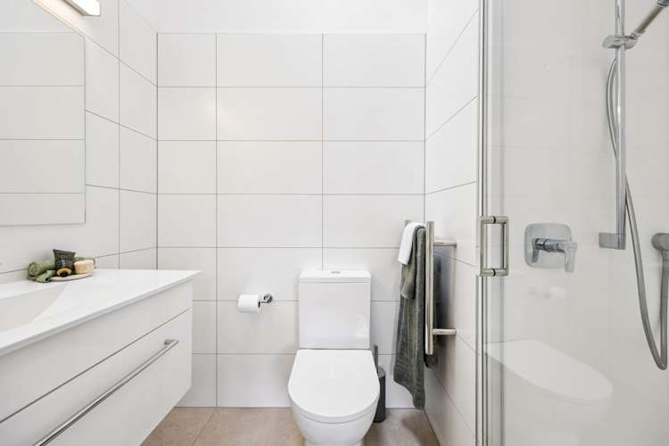55B/130 Great South Road Remuera_11