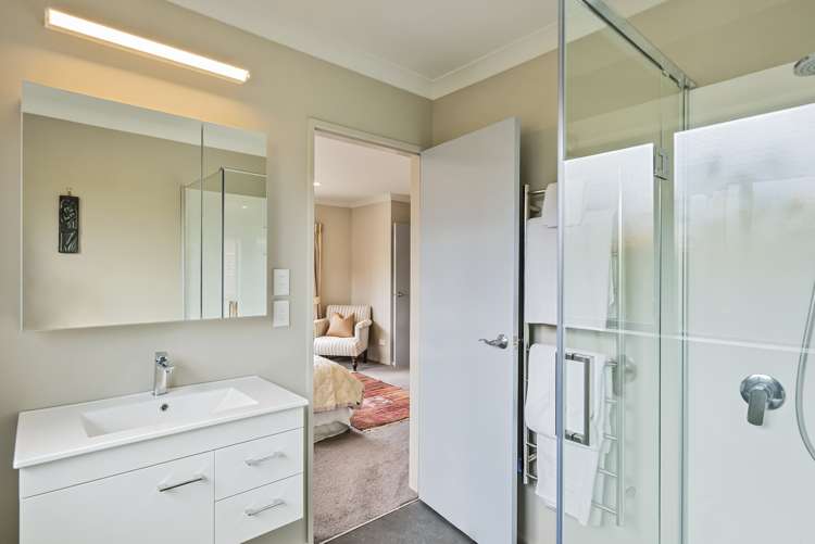 99 Weggery Drive Waikanae Beach_14