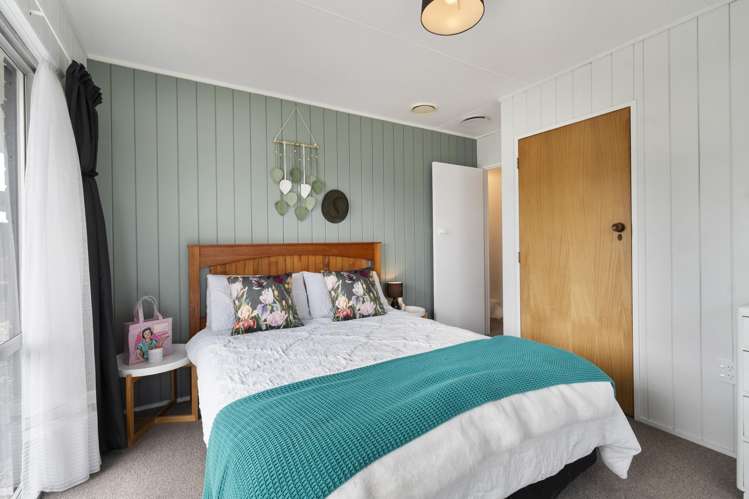 10 Suffolk Crescent Feilding_10