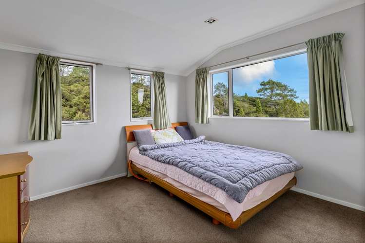 17 Carol Lee Place Albany Heights_16