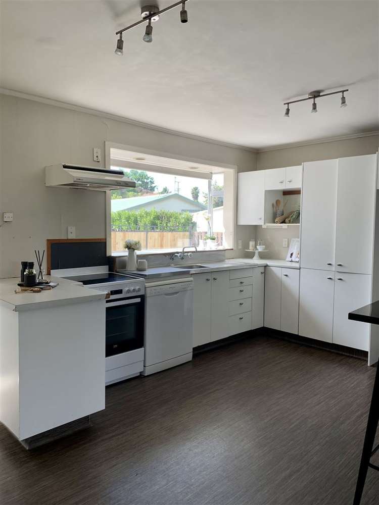 6 Tomin Road Glenview_8