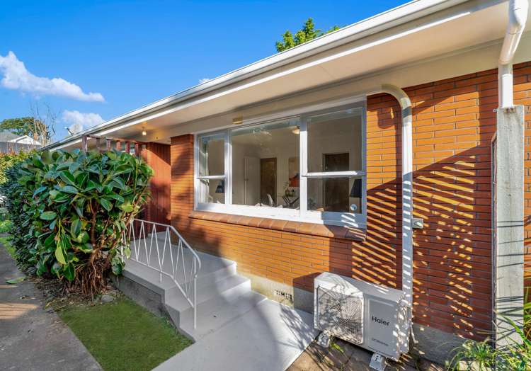 4/2 Henley Road Mount Eden_8