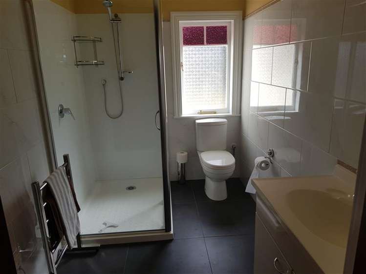 4126 Great North Road Glen Eden_9