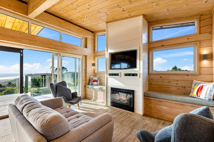 93 Oaia Road Muriwai_7