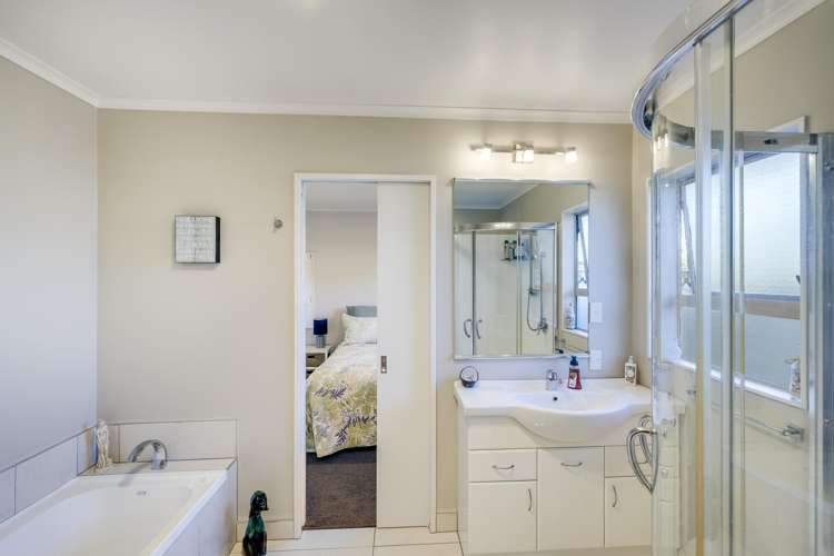 112 Avenue Road Greenmeadows_28