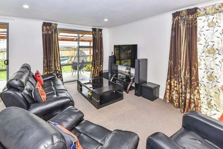 36 The Track Takanini_1