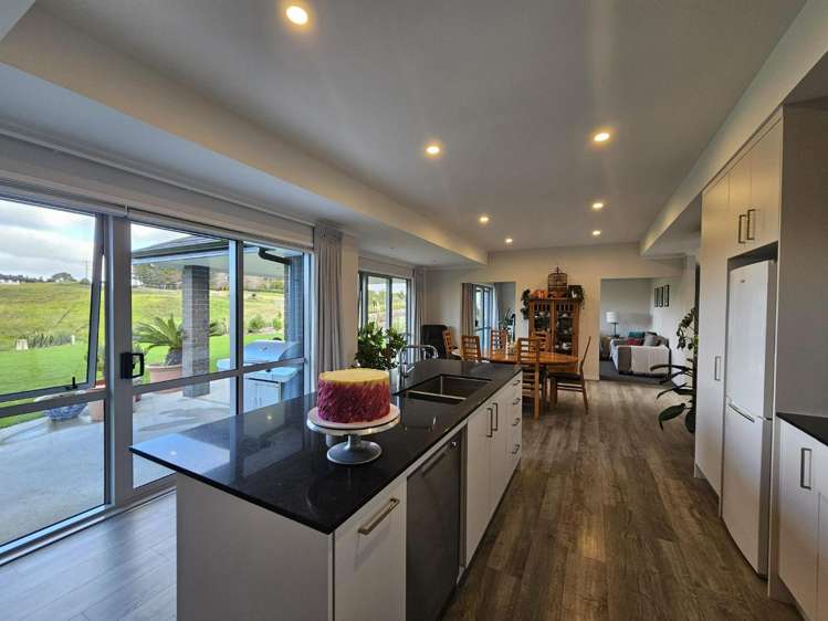 372 Whitehills Road Dairy Flat_3