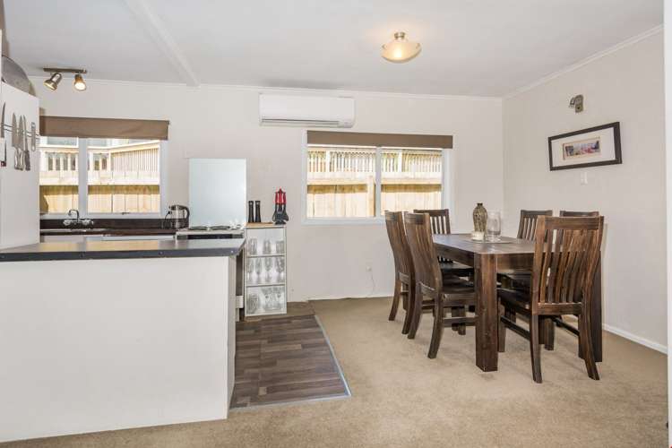 2/5 Gazelle Avenue Beach Haven_7