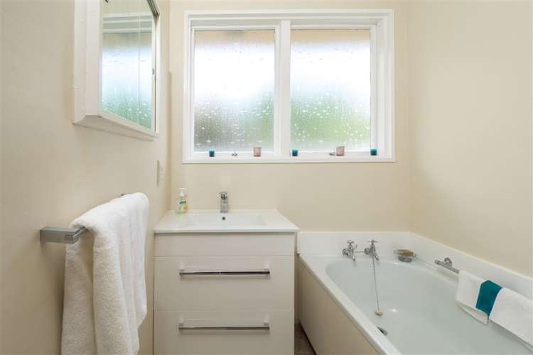 49 Tucker Street Allenton_10