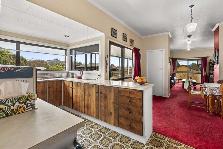 12 Dunn Street Egmont Village_2