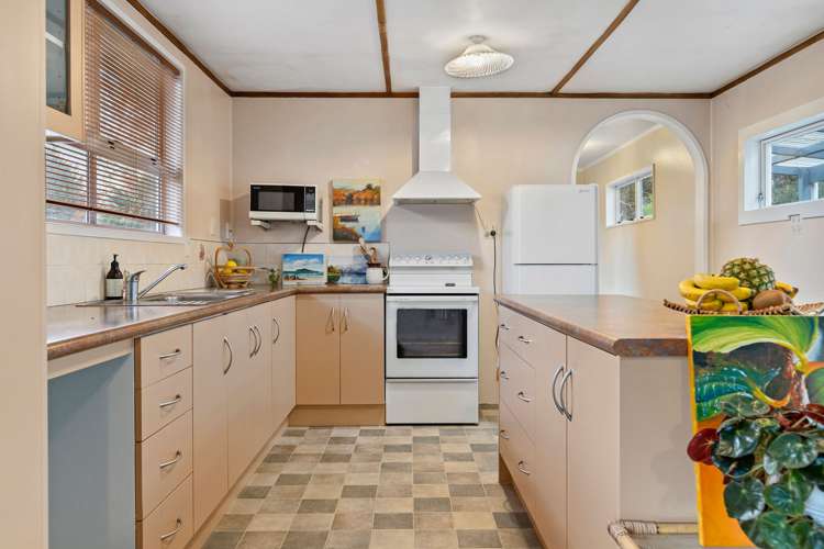 2 Gallagher Street Te Aroha_11