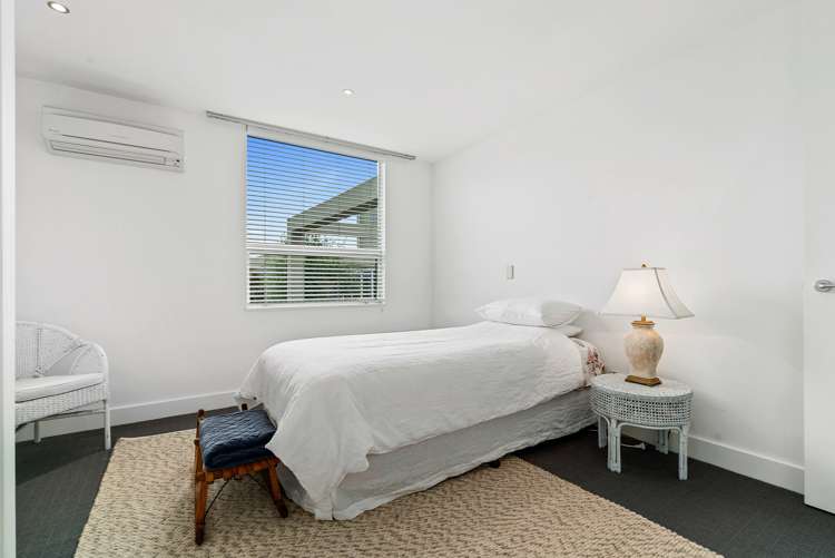 8 Elderberry Crescent Wanaka_16