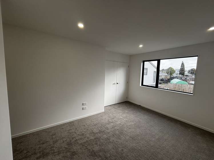 2/1 O'Connell Street Manurewa_5