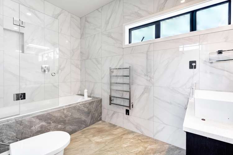 7 Keiha Crescent Massey_17