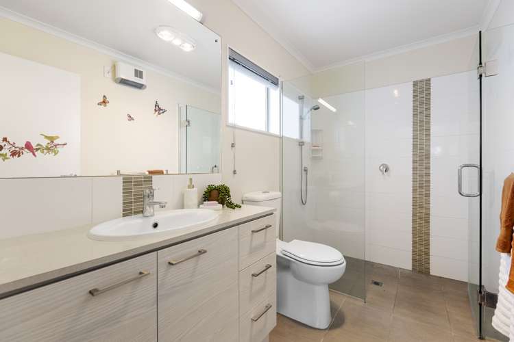 10 Beachwood Drive Hatfields Beach_16