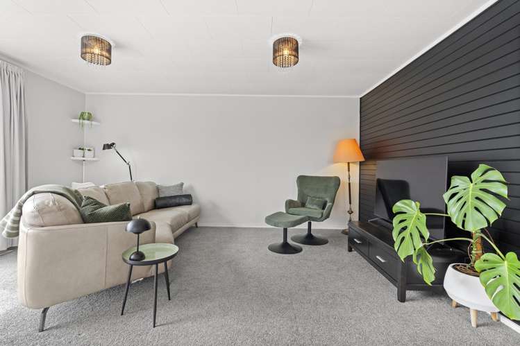 72 Brightside Road Stanmore Bay_4