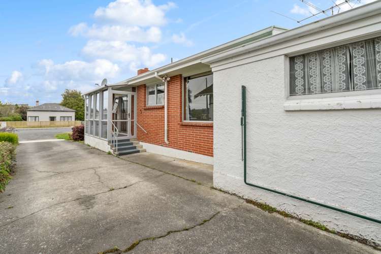 14d Huron Street Gore Surrounds_13