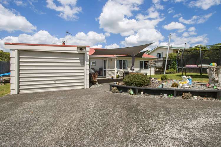 15 Parry Palm Avenue Waihi_10