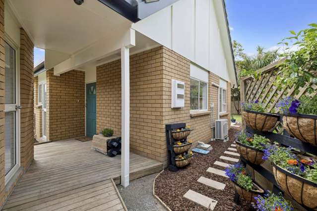 2/55 Moore Street Howick_2