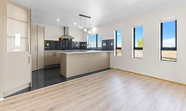 Spacious 4-Bedroom Family Home for Rent!