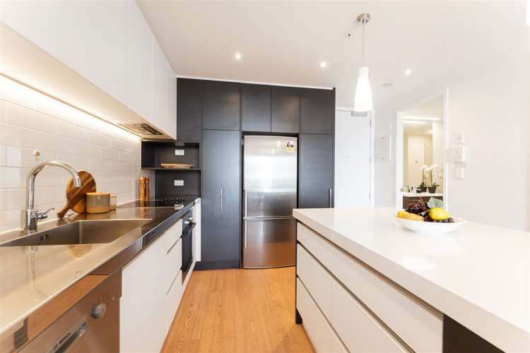 1111/145 Nelson Street Auckland Central_6