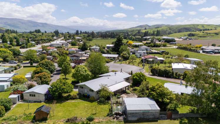 7 & 8 Ormaglade Place Millers Flat_9