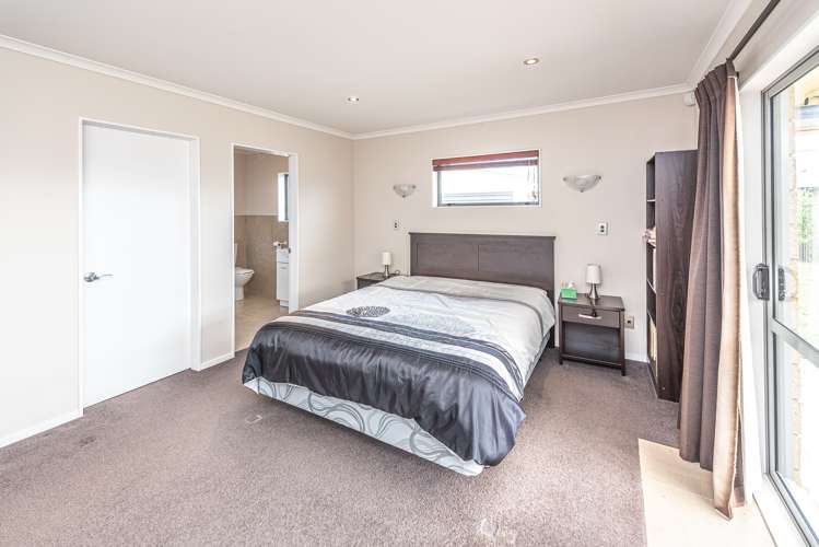 20 Golf Vue Place Castlecliff_12