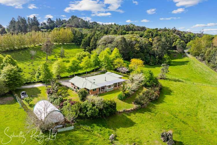 11 Te Pahi River Drive Paparoa_32