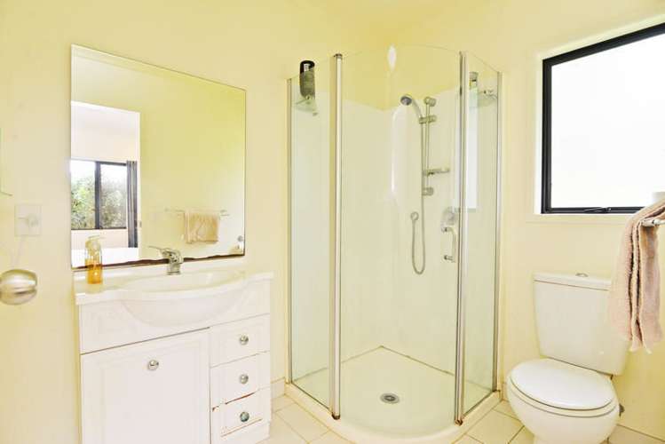 147j Glengarry Road Glen Eden_7