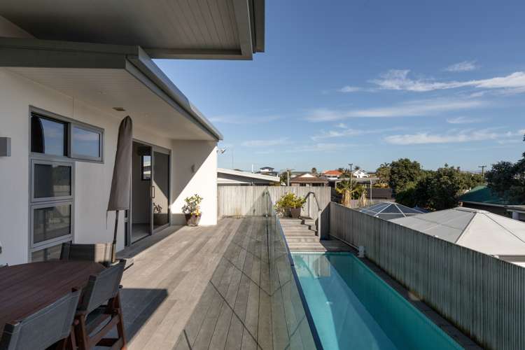 81 Marine Parade Mount Maunganui_32