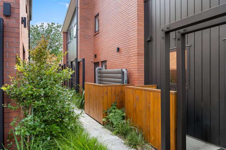 10/79 Taikata Road Te Atatu Peninsula_1