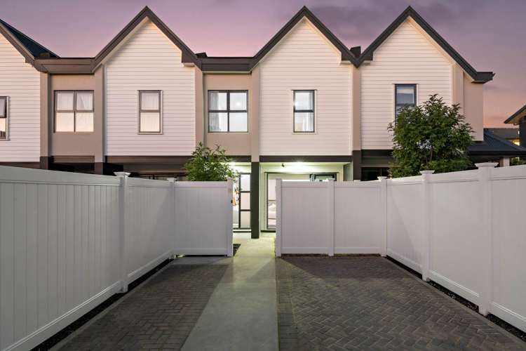 7b Mavis Place Beach Haven_5