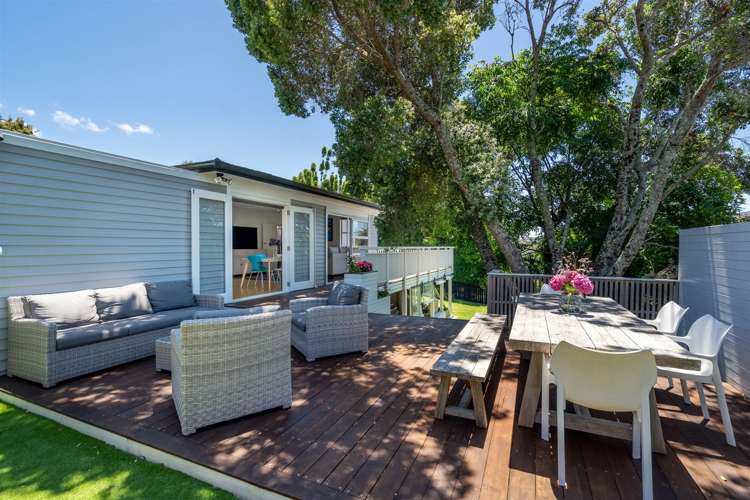 8 Castleton Street Birkdale_28