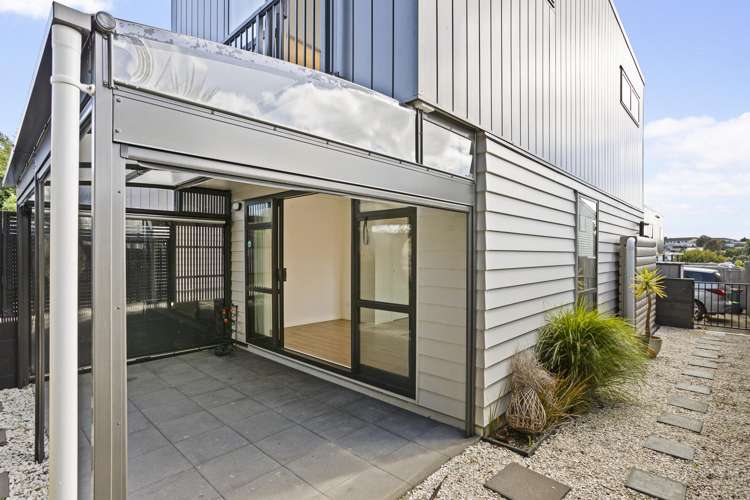 1/60 Hepburn Road Glendene_2